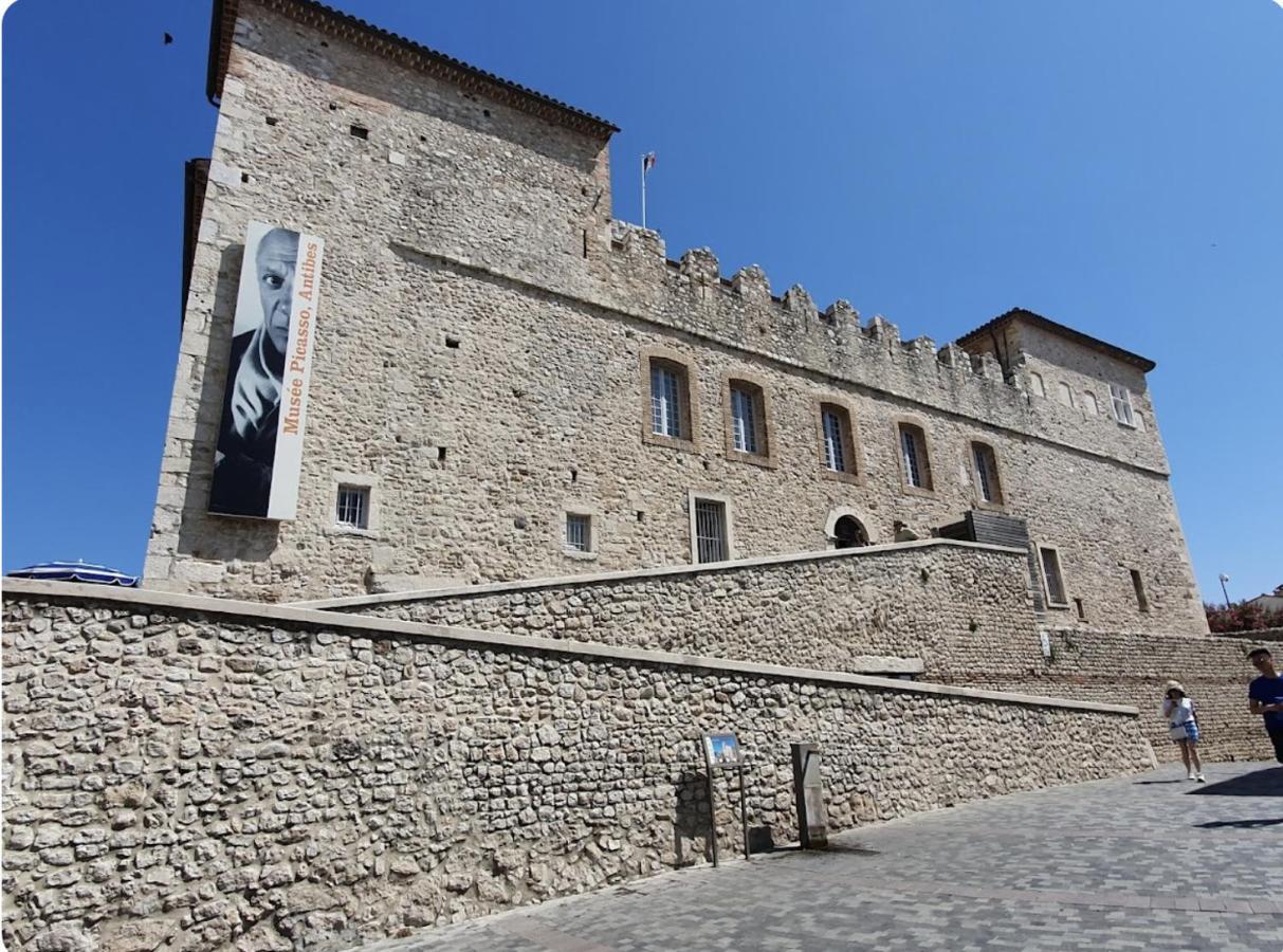 Vue Mer Et Remparts. Entre Vieille Ville Et Plages Antibes Ngoại thất bức ảnh